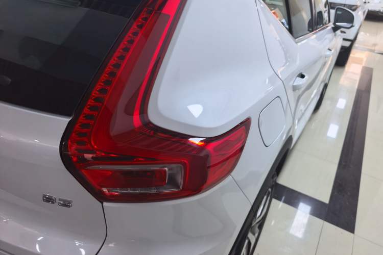 Used Volvo XC40 2025 B3 Smart & Luxurious Edition