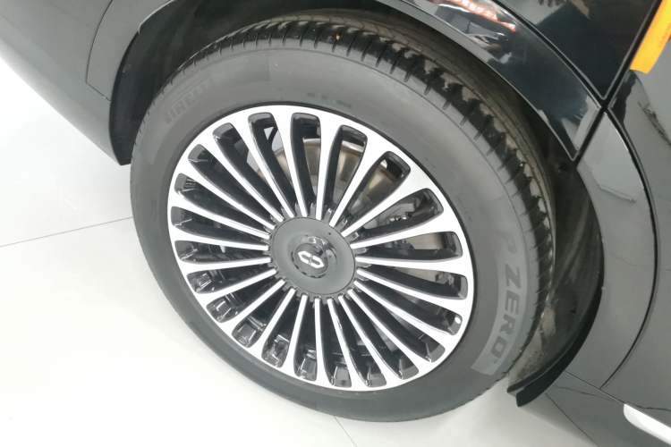 Used Hima AITO M9 2024 Range-Extended Ultra Version 42 kWh 6-Seater Model
