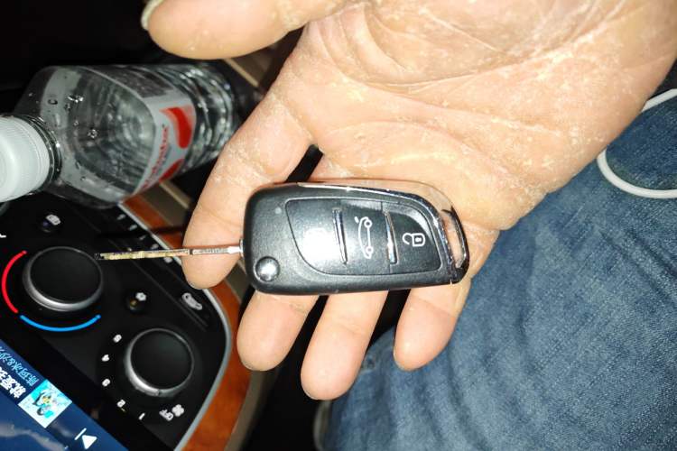 Used Buick GL8 2011 2.4L CT Comfort Edition