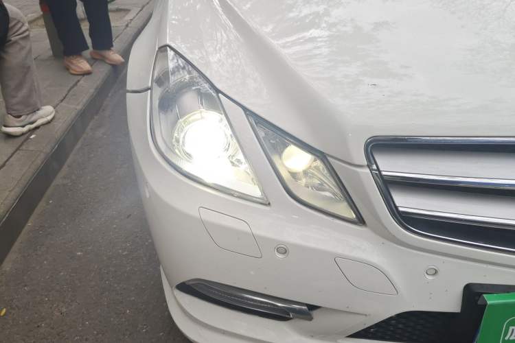 Used Mercedes-Benz E-Class 2012 E 200 CGI Coupe Right Front Headlight