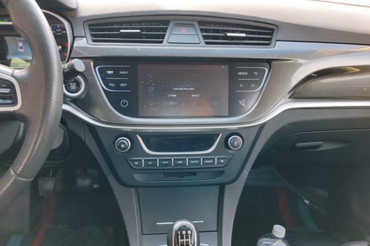 Used Geely Auto Emgrand 2017 Sedan Million Edition 1.5L Manual - Upward Version
