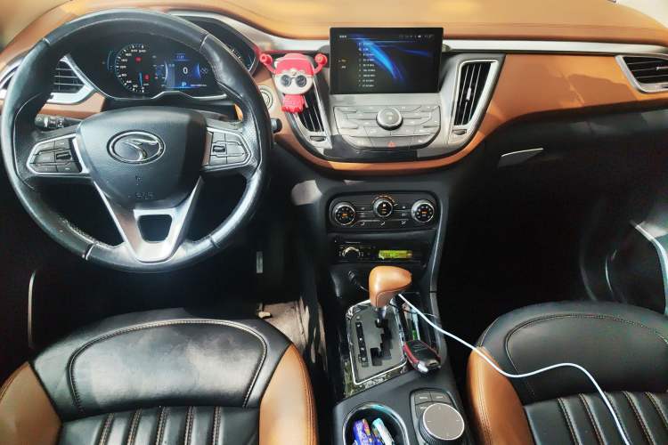 Used Soueast DX7 2015 1.5T Automatic Luxury Model
