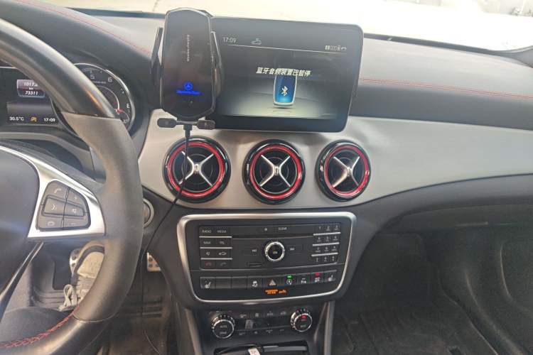 Used Mercedes-Benz GLA AMG 2017 AMG GLA 45 4MATIC Audio And AC Panel