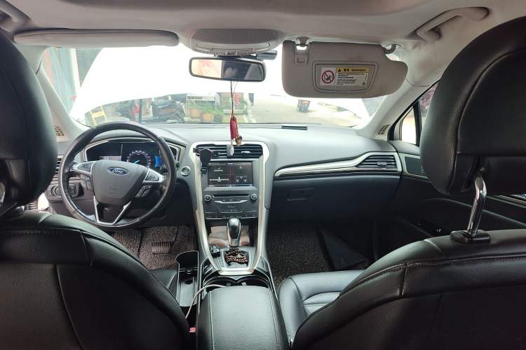 Used Ford Mondeo 2013 2.0L GTDi 200 Fashion Edition
