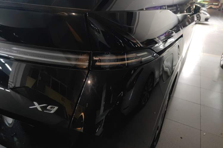 Used XPeng X9 2024 702 Ultra-Long Range Pro