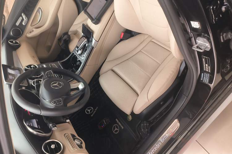 Used Mercedes-Benz C-Class 2017 Facelift C 200 L Sport Edition
