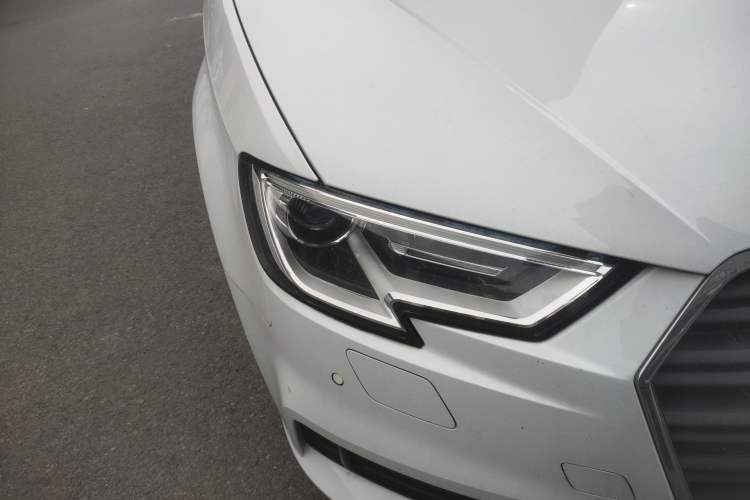 Used Audi A3 2018 30th Anniversary Edition Sportback 35 TFSI Ambition Model Right Front Headlight