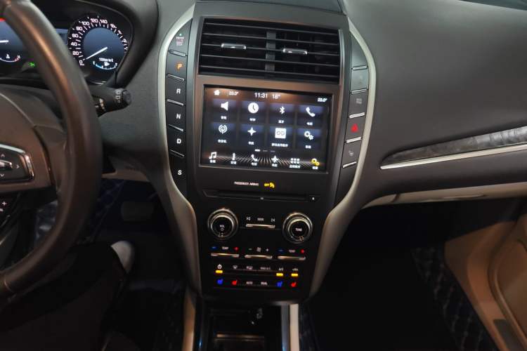 Used Lincoln MKC 2017 2.0T Two-Wheel-Drive Luxury Edition