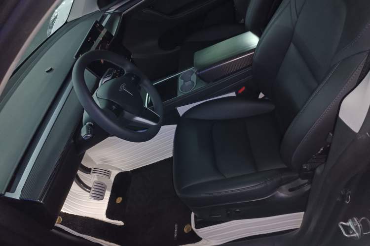 Used Tesla Model Y 2022 Performance High-Performance All-Wheel-Drive Version