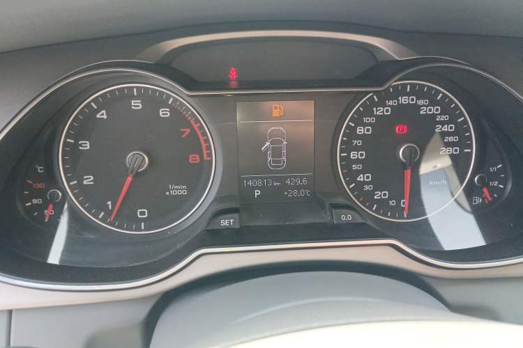 Used Audi A4L 2016 30 TFSI Collector's Edition Automatic Comfort Model
