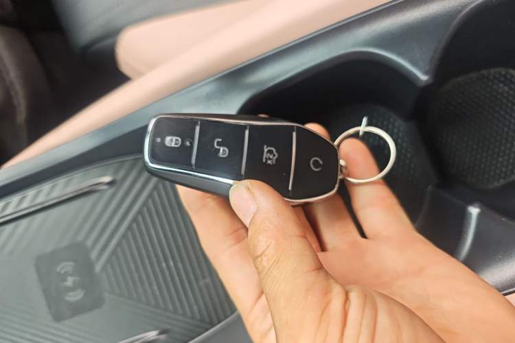 Used BYD Seagull 2025 Smart Drive Version 305 km Freedom Edition Vehicle Key