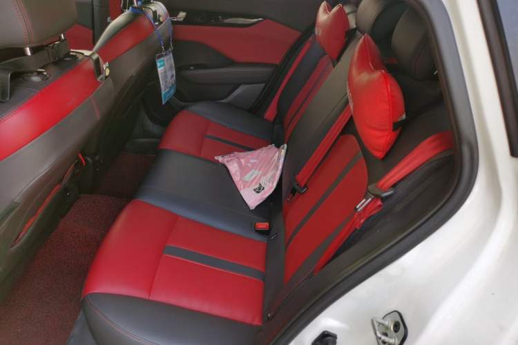 Used Dongfeng Aeolus Yixuan 2022 230T Automatic Adaptive-Beam Knight Edition
