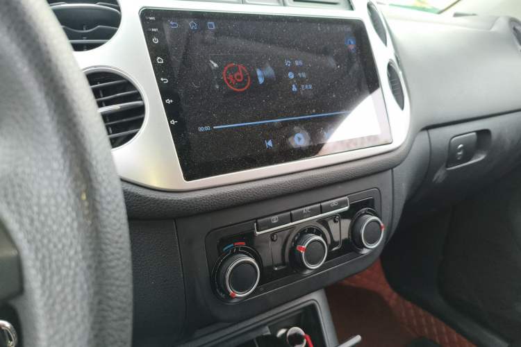 Used Volkswagen Tiguan 2013 1.8TSI Automatic Two-Wheel Drive Trend Edition Audio And AC Panel