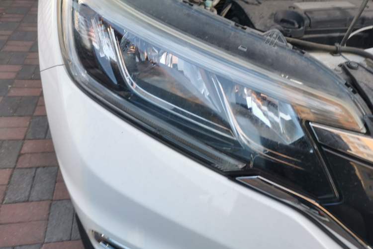 Used Honda CR-V 2015 2.4L two-wheel drive luxury version
