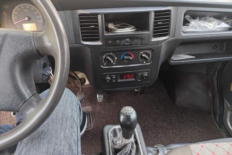 Used Wuling Zhiguang 2013 1.0L Practical Version
