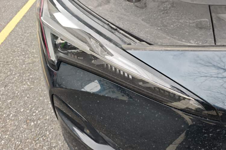 Used ARCFOX Alpha T5 2024 520 MAX Right Front Headlight