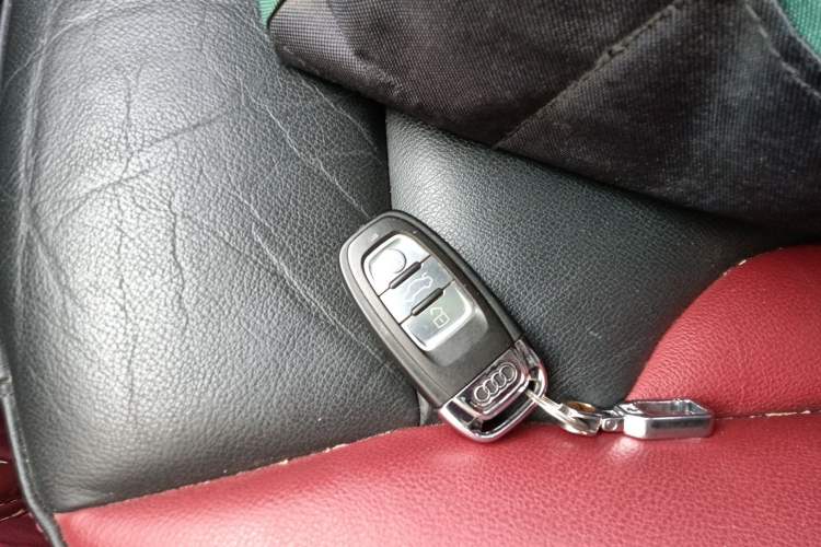 Used Audi Q5 2017 Plus 40 TFSI Technology Model