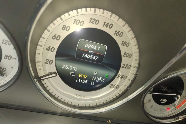 Used Mercedes-Benz GLK-Class 2014 GLK 260 4MATIC Dynamic Model