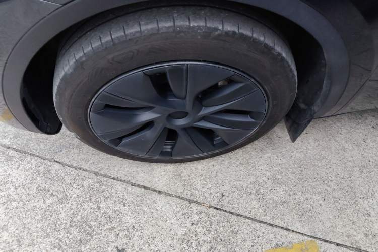 Used Tesla Model Y 2024 Rear-Wheel-Drive Version