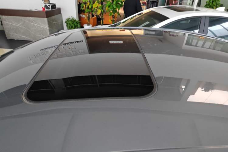 Used Roewe i5 2024 1.5L CVT Luxury Edition
