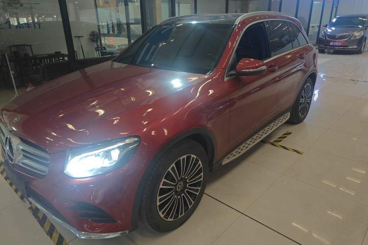 Used Mercedes-Benz GLC 2018 Facelifted GLC 260 4MATIC Dynamic Edition