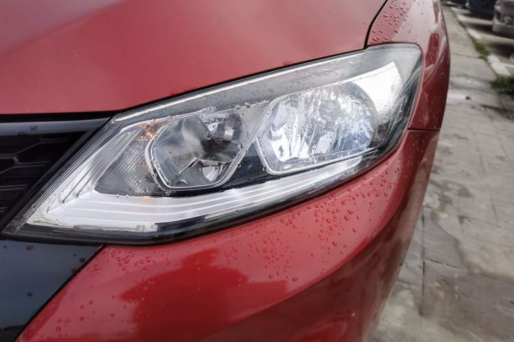 Used Nissan Tiida 2020 1.6L CVT Cool Edition Left Front Headlight