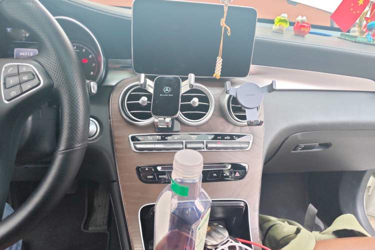 Used Mercedes-Benz GLC 2017 GLC 300 4MATIC Luxury Model Audio And AC Panel