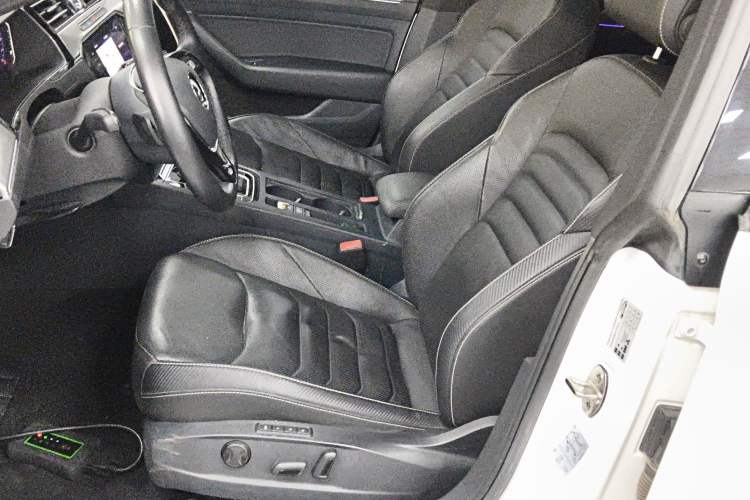 Used Volkswagen FAW-Volkswagen CC 2020 330TSI Glamour Edition China VI Standard