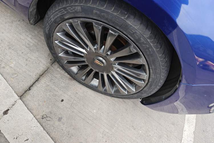 Used Hongqi H5 2019 30TD Dynamic Edition Right Front Wheel Hub