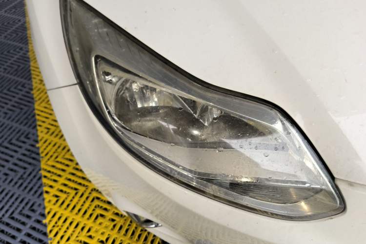 Used Ford Focus 2012 Sedan 1.6L Manual Fashion Edition