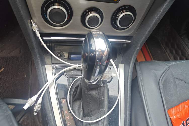 Used Volkswagen Lavida 2013 1.4TSI DSG Comfort Edition Gear Lever