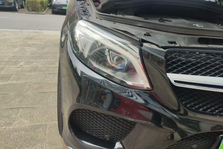 Used Mercedes-Benz GLE Coupe 2017 GLE 320 4MATIC Coupe SUV Right Front Headlight