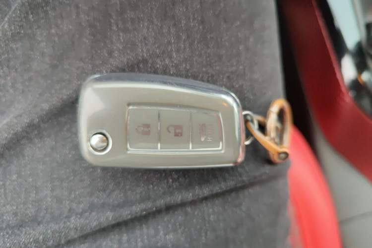 Used Nissan Lannia 2016 1.6L Manual Cool Edition Vehicle Key