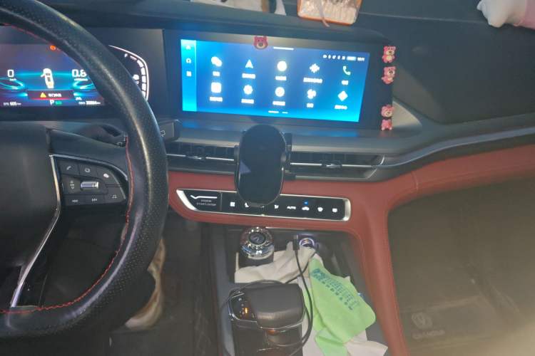 Used Changan CS75 PLUS 2022 1.5T Automatic Luxury Model