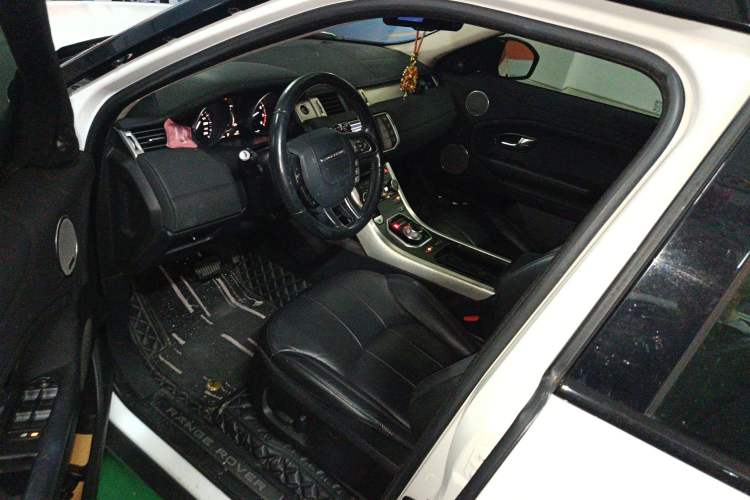 Used Land Rover Range Rover Evoque 2016 2.0T SE Smart Glow Edition