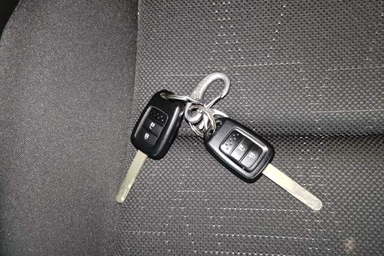 Used Honda Fit 2016 1.5L LXS CVT Comfort Sunroof Version Vehicle Key