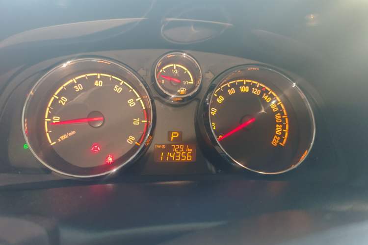 Used Opel Antara 2012 2.4L 4x4 Luxury Edition
