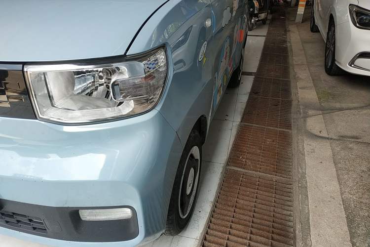 Used Wuling Hongguang MINIEV 2022 Easy Version Lithium Iron Phosphate Left Front Headlight