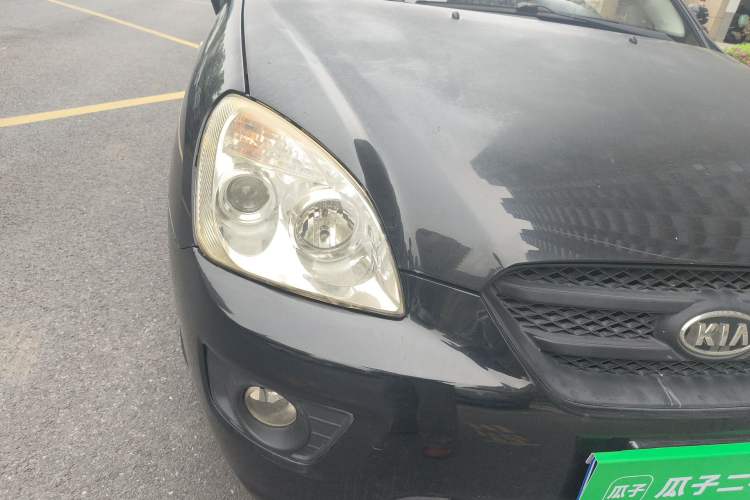 Used Kia Carens 2011 2.0L 7-Seater Automatic Standard Edition