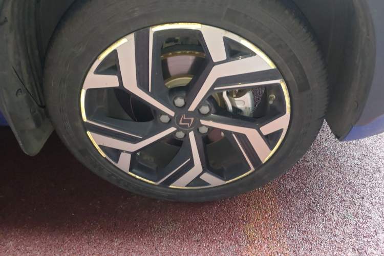 Used SOL X8 2021 300T DCT Prestige Smart Connectivity Edition 5-seater
