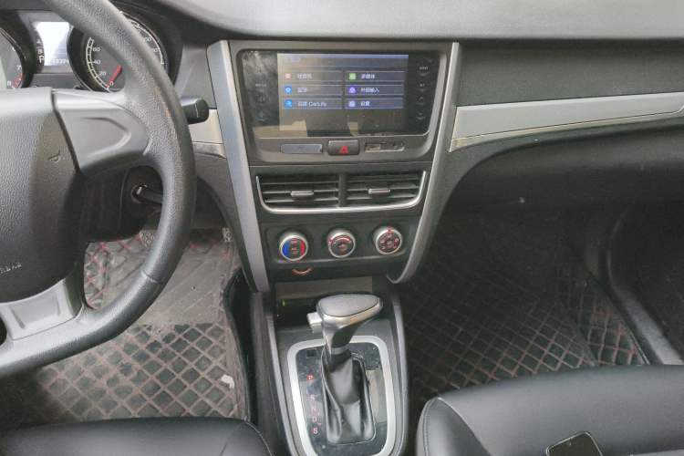 Used Bestune B30 2019 1.6L Automatic Comfort Model Audio And AC Panel