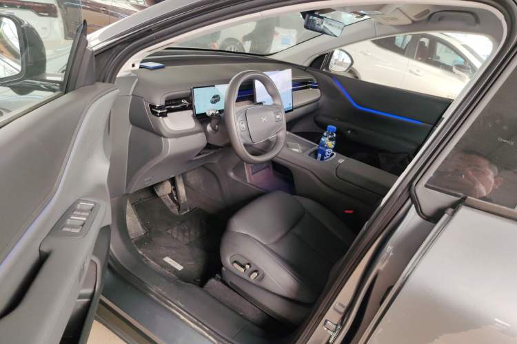 Used XPeng G6 2025 625 Long-Range Max Flagship Edition
