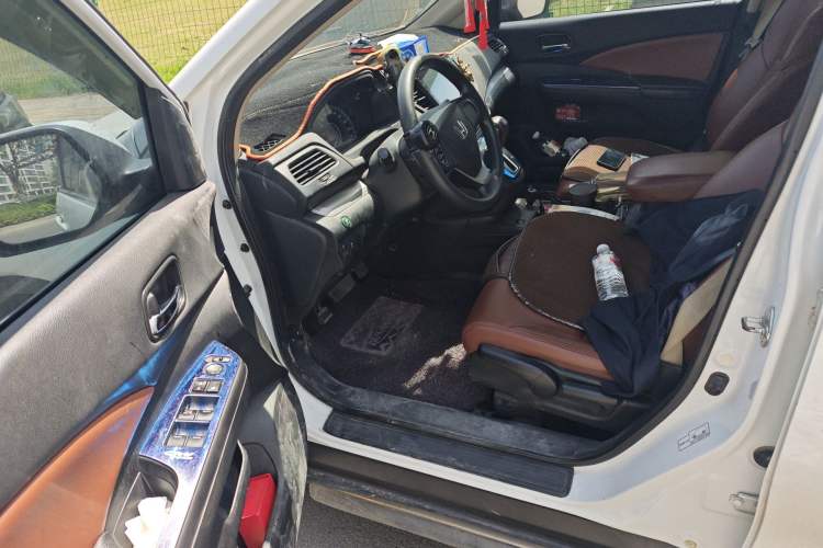 Used Honda CR-V 2016 2.0L Two-Wheel Drive Classic Edition Driver Seat