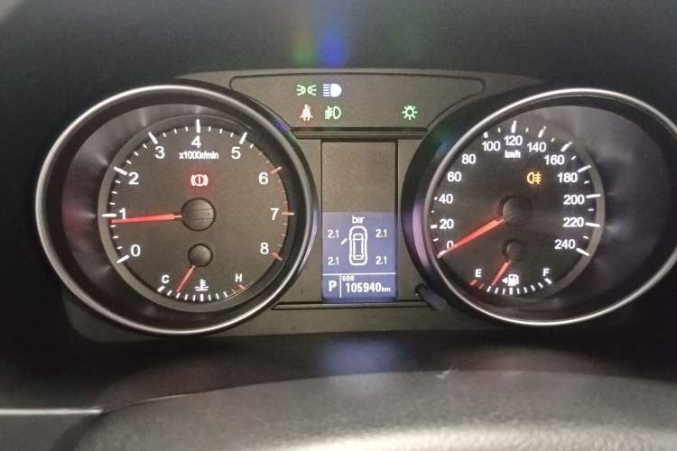 Used Haval H6 2016 Upgraded Model 1.5T Automatic Two-Wheel Drive Elite Version
