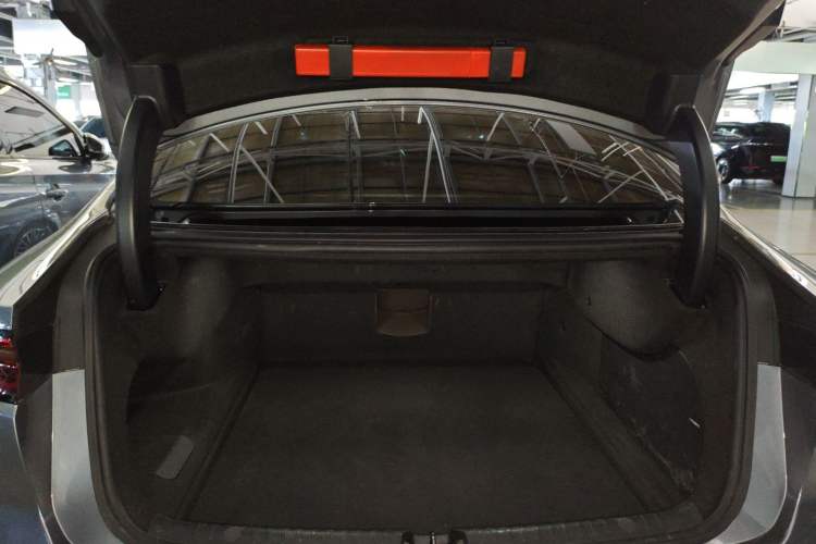 Used BYD Han 2022 DM-i 121KM Prestige Model