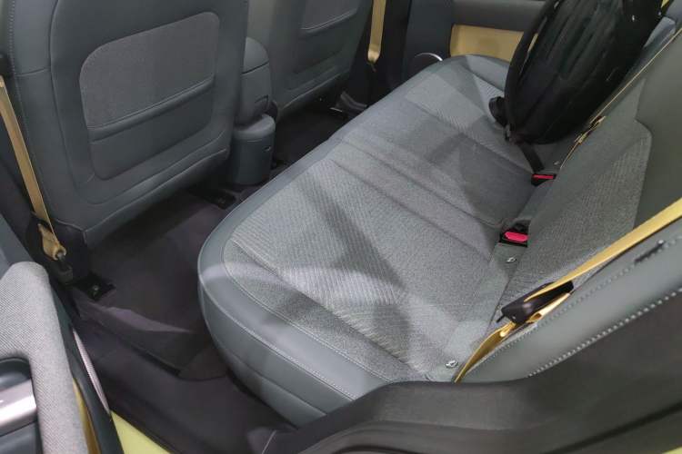 Used firefly 2025 Free Edition