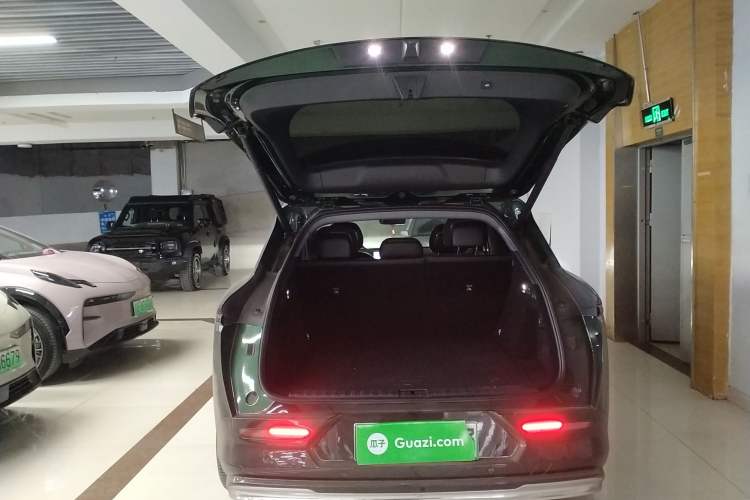 Used Zeekr 7X 2025 100kWh Long-Range All-Wheel Drive Intelligent Driving Version