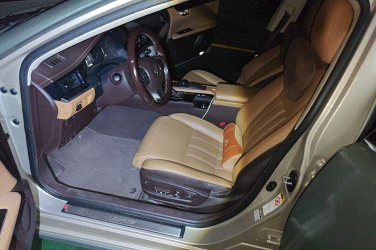 Used Lexus ES 2015 200 Elite Edition
