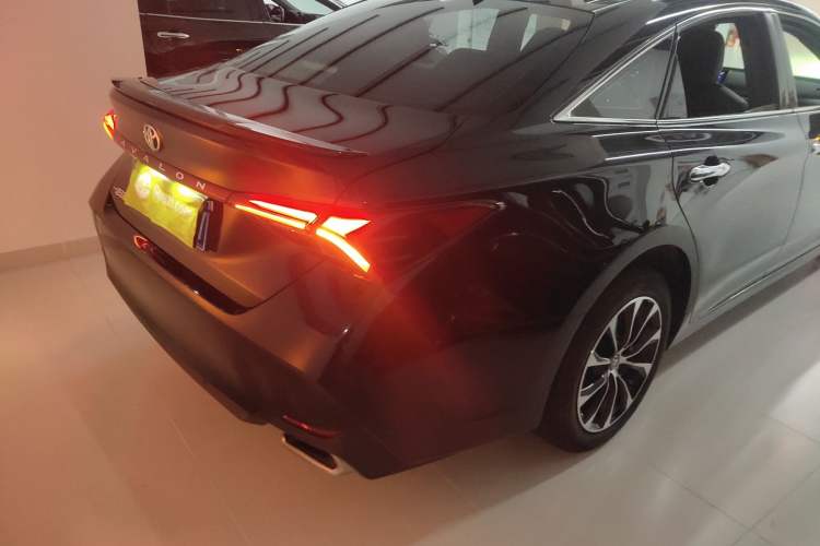 Used Toyota Avalon 2022 2.5L Luxury Edition
