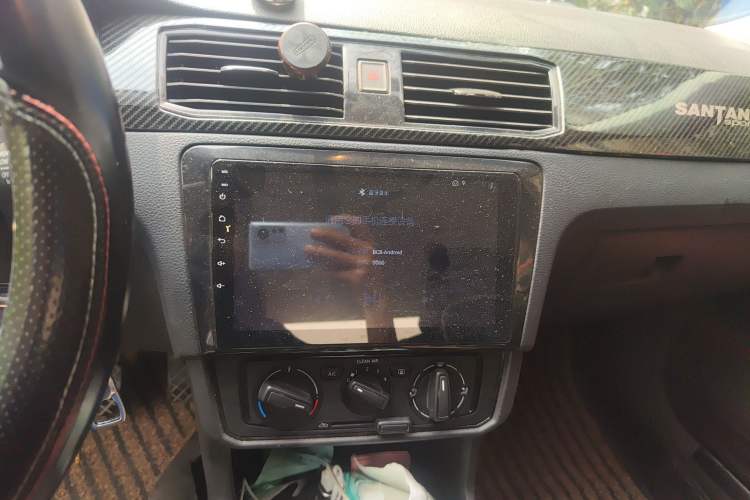 Used Volkswagen Santana 2019 1.5L Automatic Fashion Edition China VI Audio And AC Panel